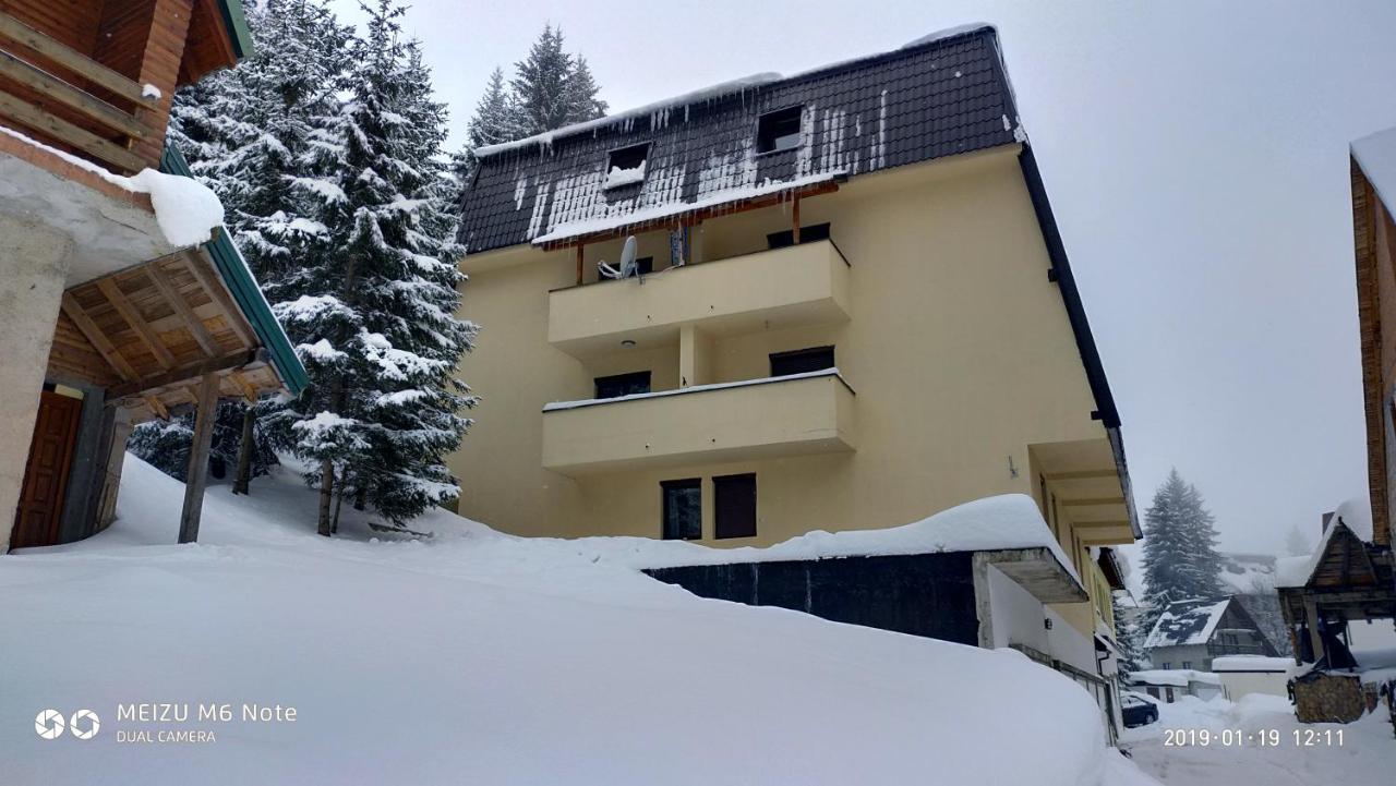 Apartamento Apartman Hasen Vlašić Exterior foto